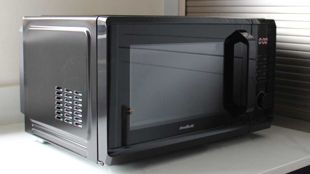 Drew & Cole Microwave Air Fryer Oven Review: A Multifunctional Micro