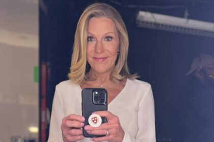 CNN commentator Alice Stewart has died at the age of 58