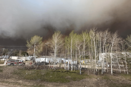Cranberry Portage wildfire evacuees could return home this weekend with rainy conditions expected - Winnipeg