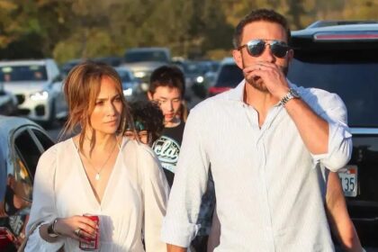 Jennifer Lopez and Ben Affleck "didn't celebrate Mother's Day together," a source says
